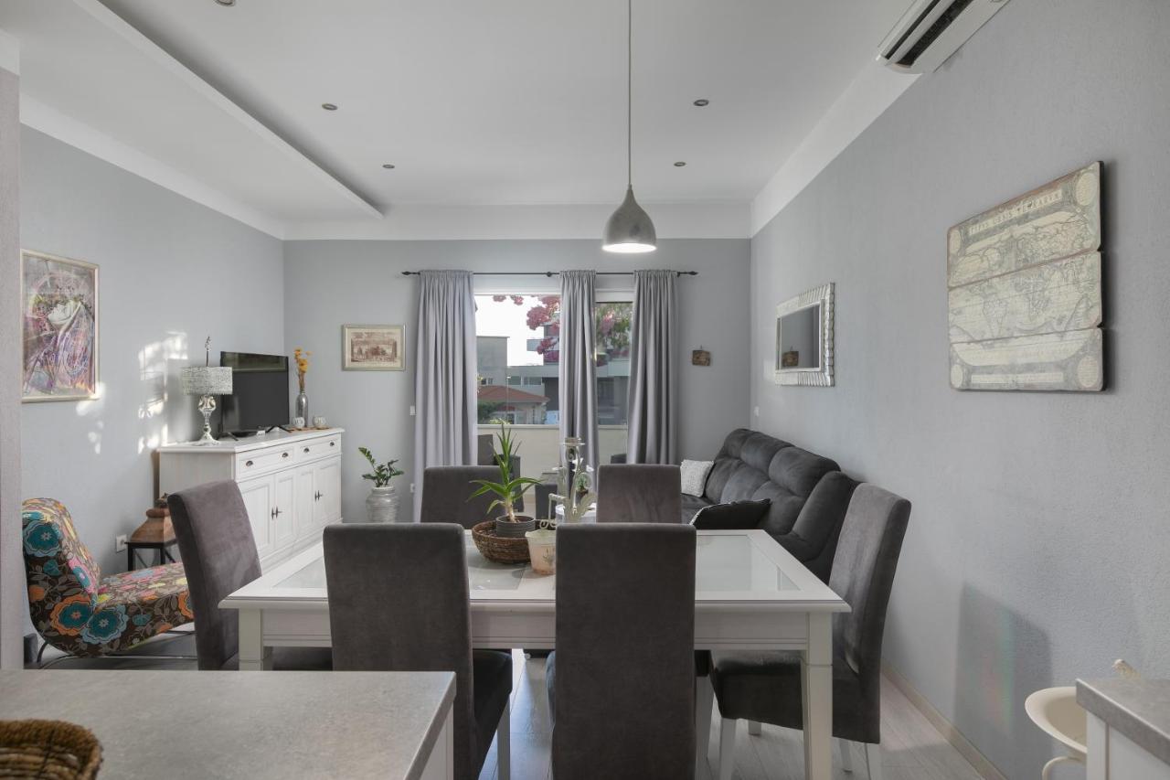 Apartmani Dijana Podgora Eksteriør billede