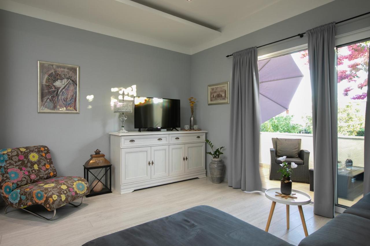 Apartmani Dijana Podgora Eksteriør billede