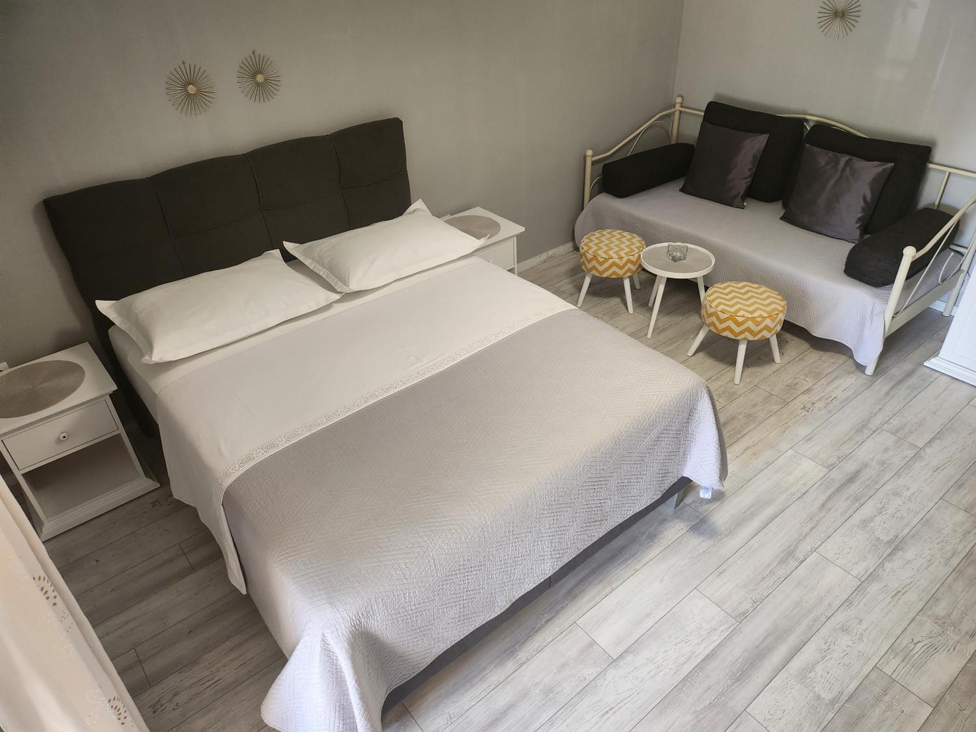 Apartmani Dijana Podgora Eksteriør billede