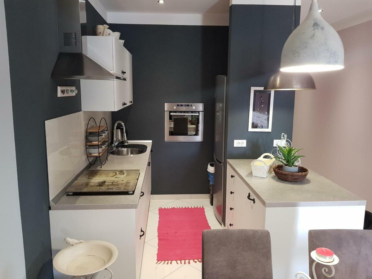 Apartmani Dijana Podgora Eksteriør billede